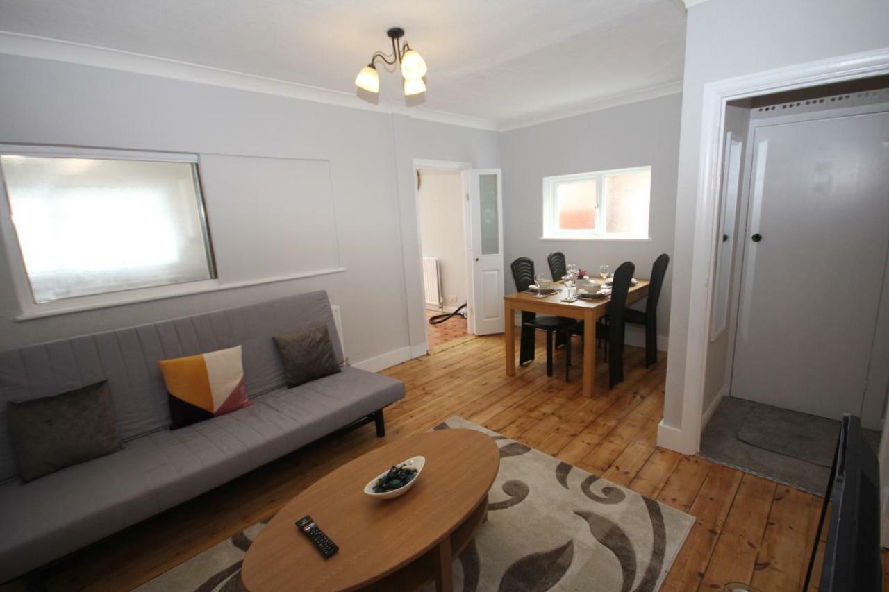 The Uxbridge House Villa Екстериор снимка